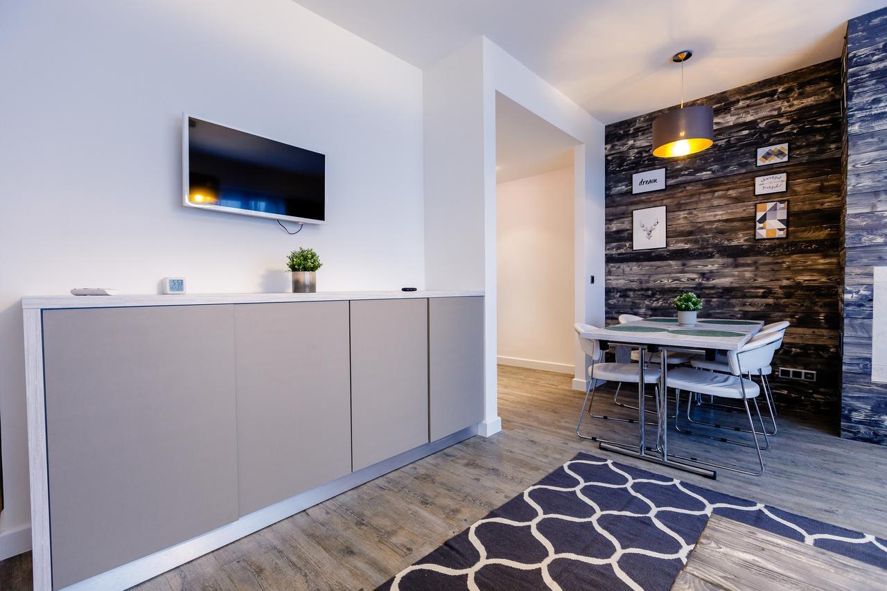 Pine Woods Apartment A28 In Silver Mountain Poiana Brasov Eksteriør billede